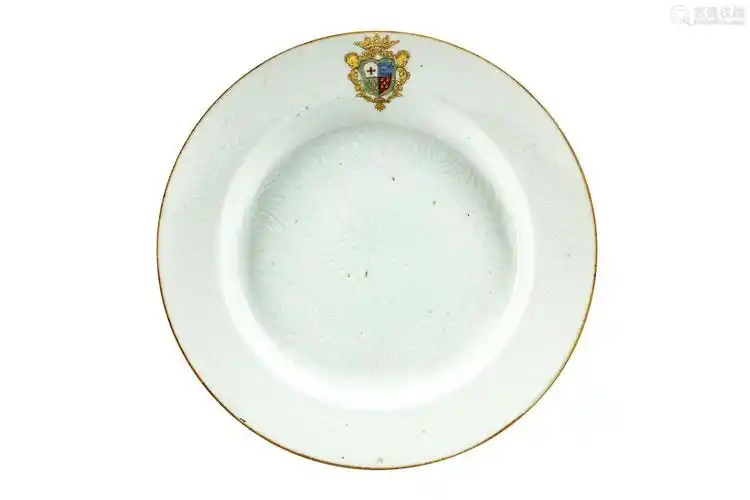 a chinese incised armorial dish.-【成交 价格 图片】