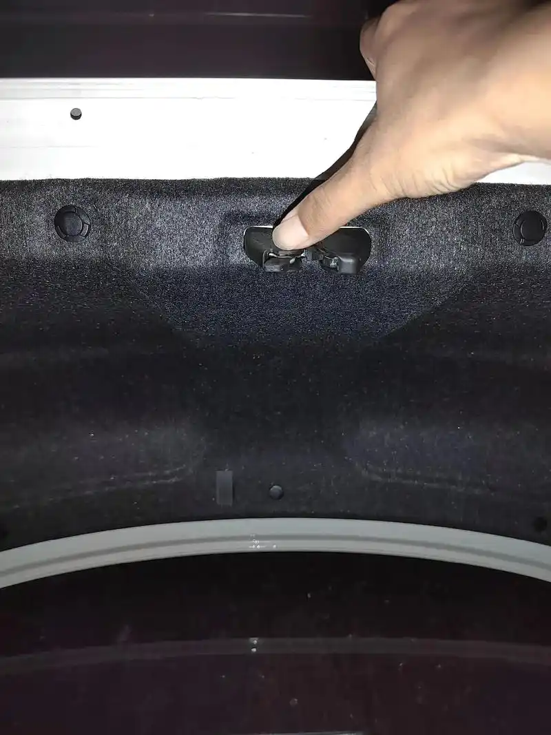 轩逸经典,暗藏杀机.#轩逸经典暗藏杀机,轩逸经典后备箱锁卡槽 - 抖音