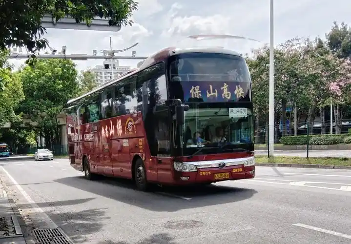 东莞深圳 #长途客运 #图集#交通出行 #客车 - 抖音