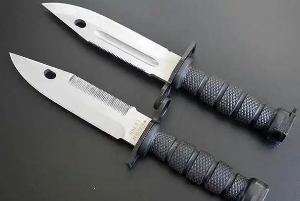 冷兵器在现代战争中作用已经很小了,刺刀都成匕首了随着科学技术的