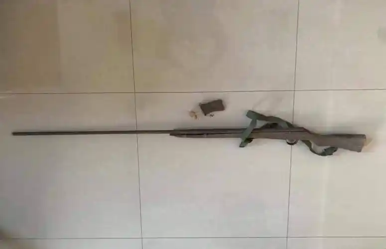 治爆宣传显成效 村民主动交土枪_枪支弹药_物品_辖区