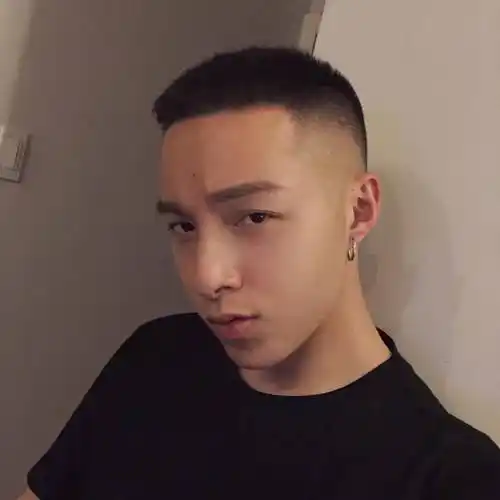 剪寸头得男生真的是太帅了