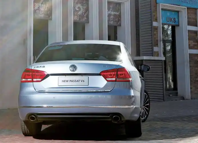 无需增压的领军者上海大众帕萨特v6