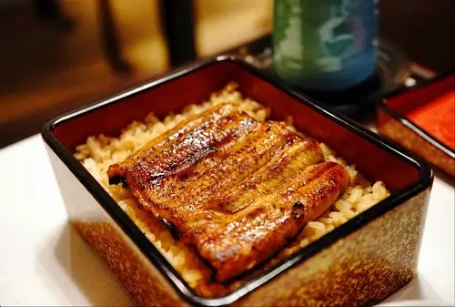 作为鳗鱼消费市场中最的大客户,日本一个国家鳗鱼消费量往往能超过