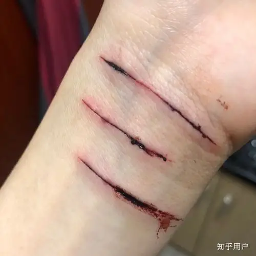 大家有没有一瞬间信仰崩塌或者死心过?