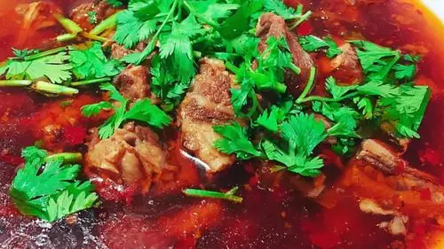 炖牛肉这样做太好吃了,色泽红亮 软绵香嫩,做法简单一看就会