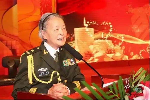 沉痛悼念浙江籍女将军一路走好