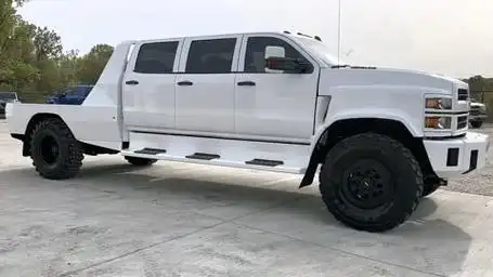 6门巨型雪佛兰c5500