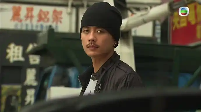 2011年潜行狙击: 黄宗泽谢天华徐. 来自龙剑飞v - 微博