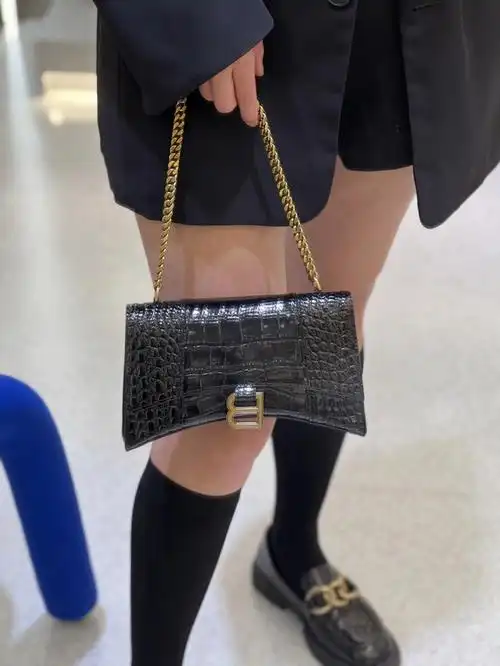 巴黎世家沙漏包链条包