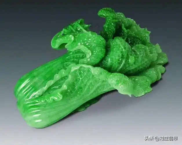 为什么人人爱戴翡翠白菜?玄机在哪里?