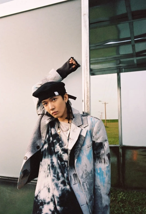 tizzy t即"tt",国内著名的说唱男歌手,一个可以包揽词,曲,唱,制作的