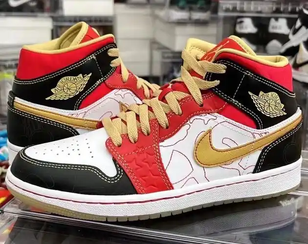 【图】时隔 9 年回归 超限量 240 双 aj1 喜庆 实物曝光_sneaker资讯