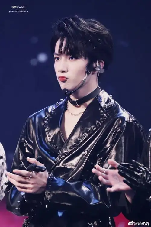 刘耀文超萌嘟嘟嘴合集96简直可爱到犯规,就问你可不可?