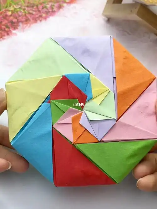 八边形彩色收纳盒,能装不少小东西,好看实用 #折纸教程  #收纳盒折纸