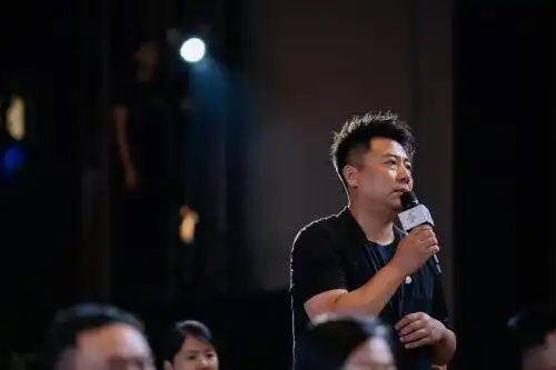 张猛未来已来建筑空间设计有限公司 设计总监"大卫就藏在大理石里面