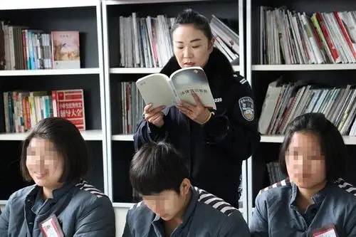 未管所是全省唯一一家收押未成年服刑人员的监狱,而六管区是未管所里