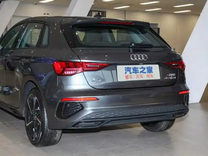 一汽奥迪 奥迪a3 2023款 sportback 35 tfsi 时尚运动型
