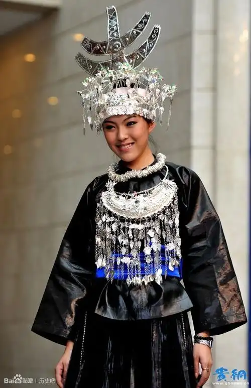 中国56个民族服饰大欣赏水族