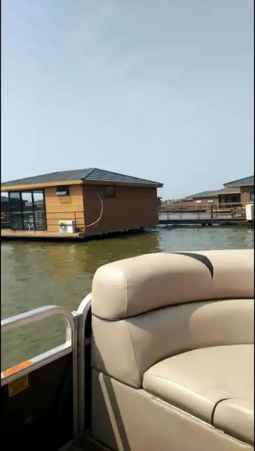 多玛乐园!这是水上酒店