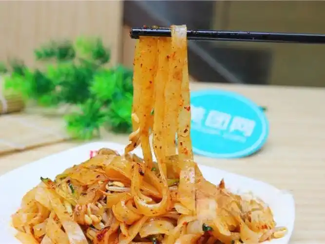 二胖擀面皮图片