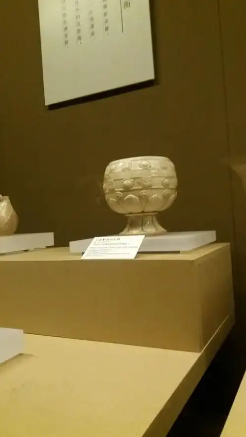 参观西安历史物博物馆的出土文物(十一)