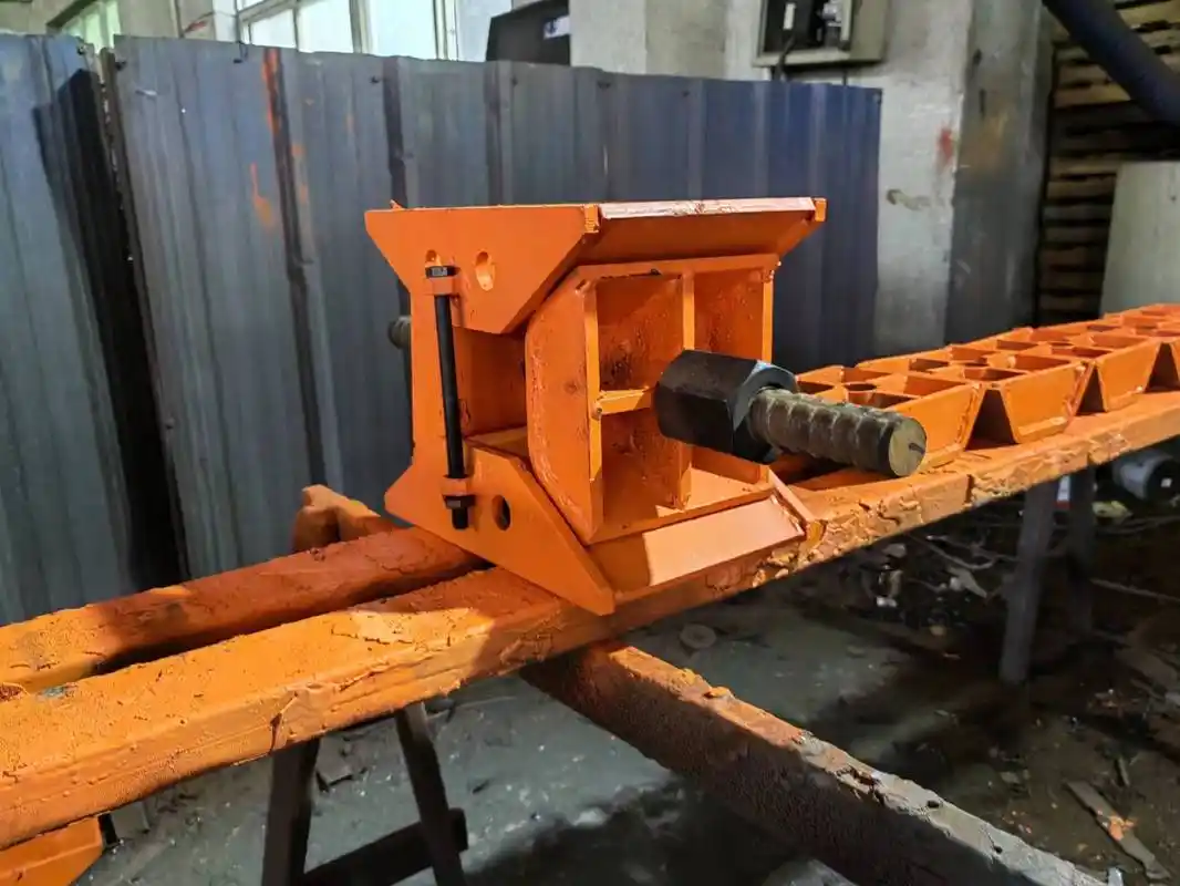 a型100吨桥梁卸落块b型卸落装置_支座_螺杆_通孔