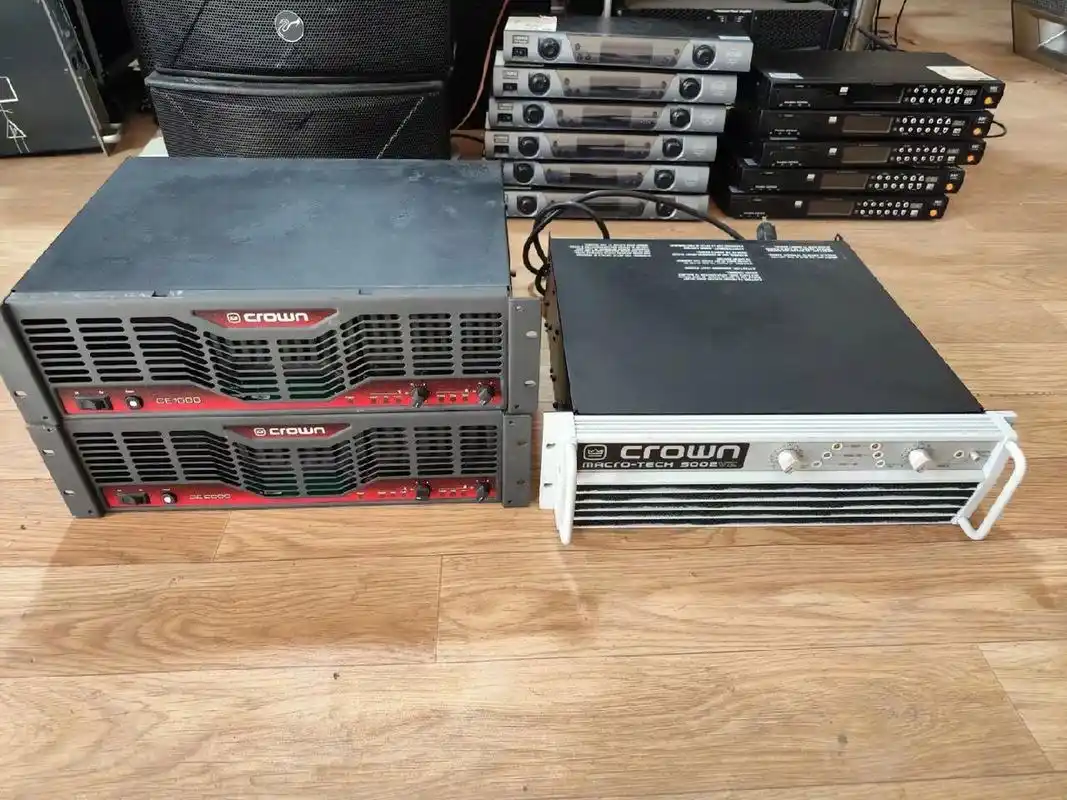 皇冠功放 皇冠ce200077ce1000功放机,公司会议室拆下,金封管大功率