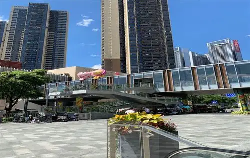 龙华壹城中心热销商铺