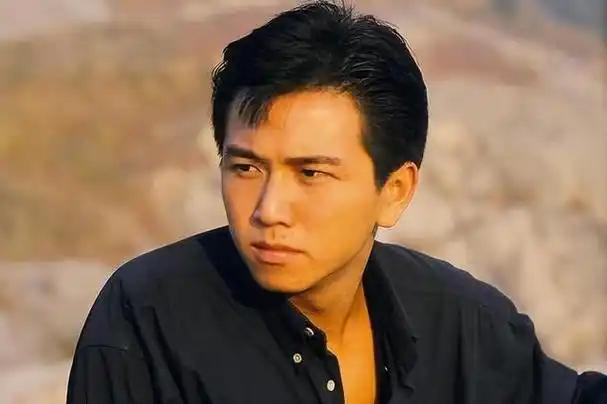 温兆伦:一生睡遍多名女星,结果却被名不见经传的赵庭"降服"了