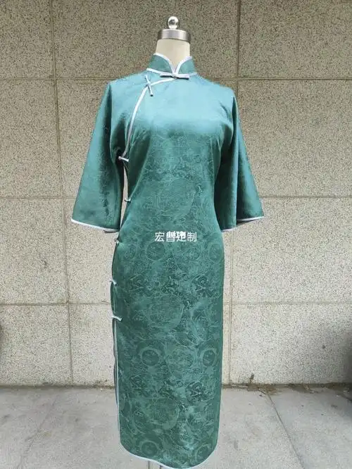 花萝平裁一片式全开襟旗袍