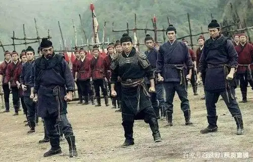 但其实古代的军人跟想象中有着很大的差异,尤其是明朝的军人,在不打仗