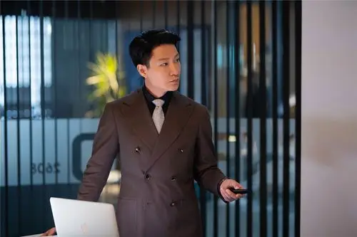 李宗翰双剧圆满收官用演技霸屏成就全新角色