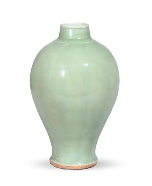 6088明永乐处州龙泉官窑梅瓶