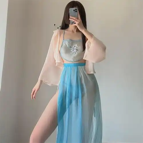 新款纯欲情趣内衣小胸诱惑激情套装性感诱惑肚兜性感汉服四件套