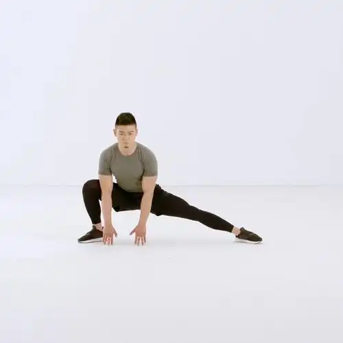 大腿内侧动态拉伸