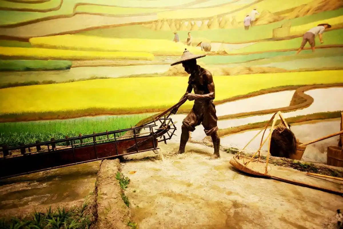 为何古代君王认为,让农民"半死不活",是维持社会秩序的好方法