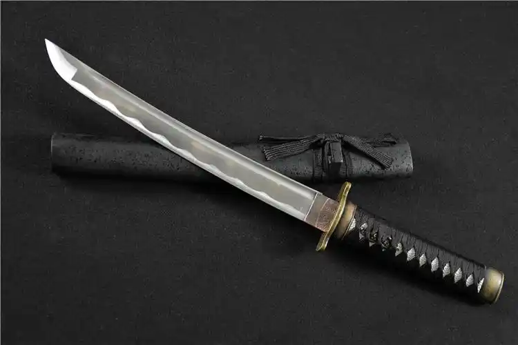 00046特价短款一字武士刀短刀