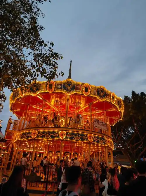 多少有点一年不如一年#长隆万圣节 #长隆欢乐世界 #景点打卡 - 抖音