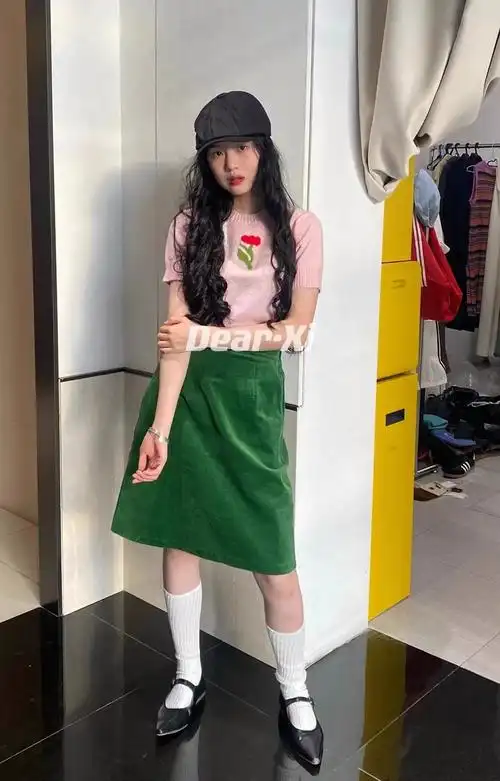 春夏新款韩版ins风百搭时尚圆领宽松短款小花针织毛衣短袖 - 17网