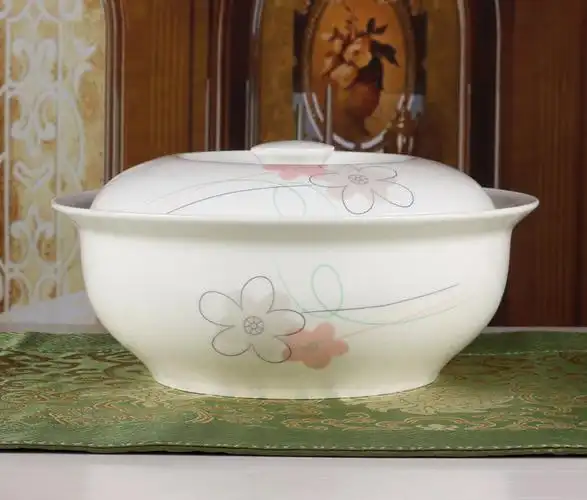 1个陶瓷带盖汤碗家用9英寸品锅装汤大碗简约卡通大汤碗微波炉餐具