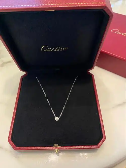 卡地亚单钻项链