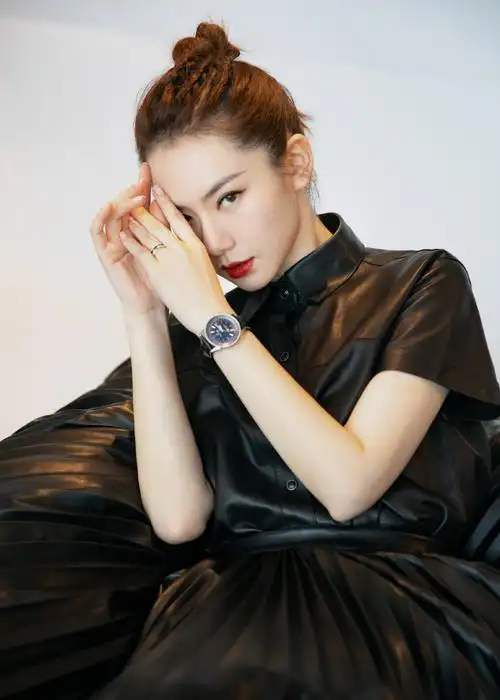 戚薇知性大方魅力写真图片99