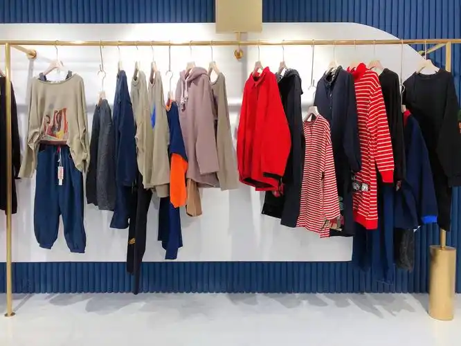 朗斯莉品牌折扣女装店导购要把握这五个配搭标准