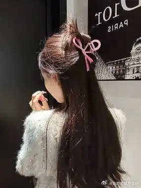 简单百搭鸡毛半扎发教程,第