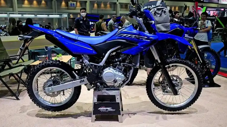 雅马哈wr155r蓝色越野轻骑展示