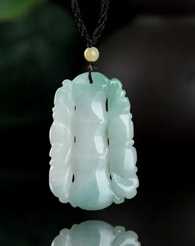 天然a货翡翠节节高升吊坠(附权威鉴定证书)