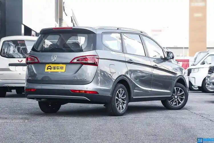 今天咱们体验到的是宝骏730 2021款 1.