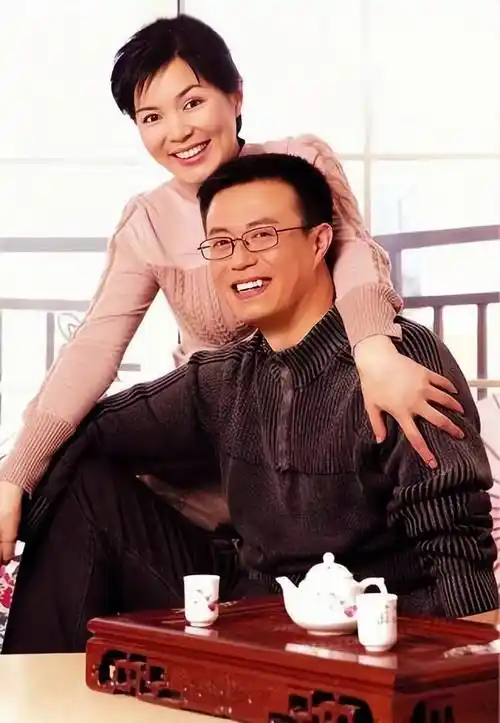 "京剧第一美人"李胜素四个绯闻老公竟没一个真!