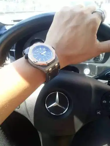 搬砖攒钱买辆豪车?各品牌最便宜的乞丐版要多少钱?